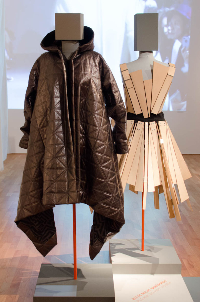 Fashiontamtam_Modeausstellung_MKG (1 von 1)-10